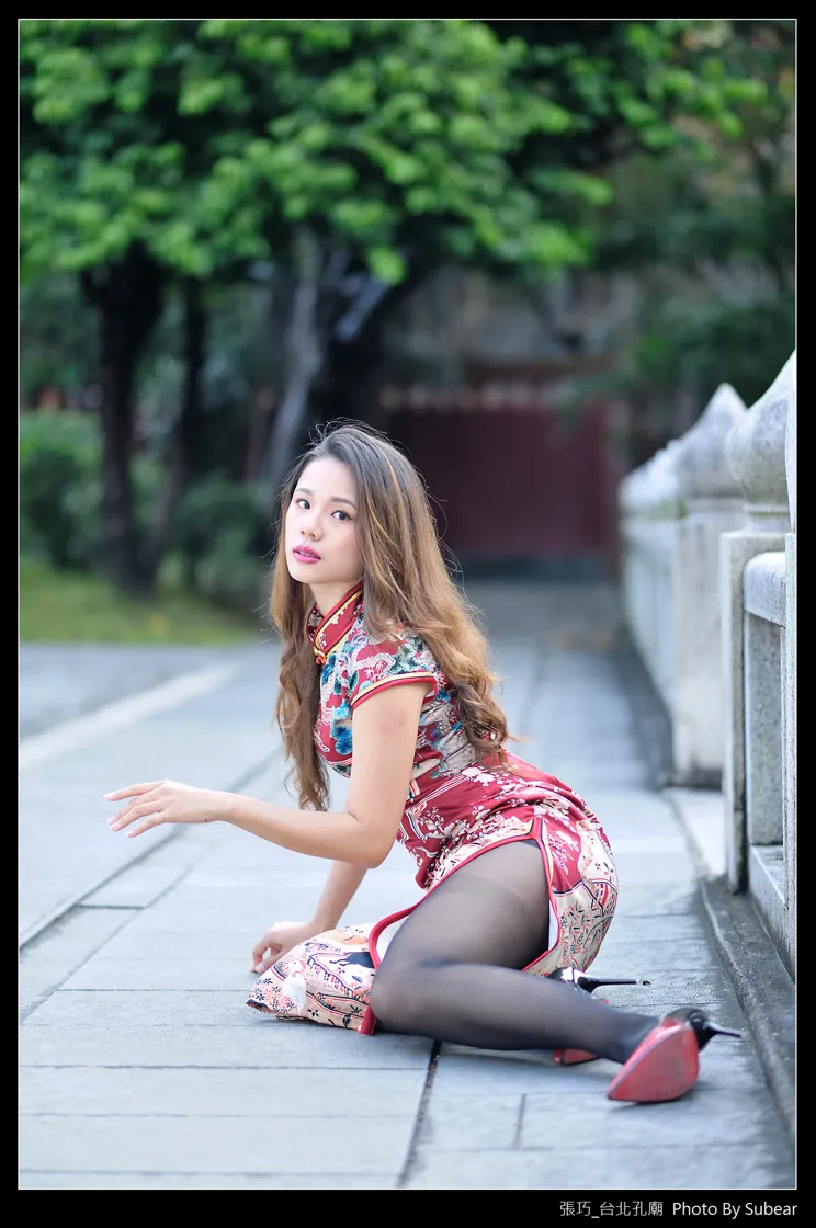 [Mzsock] NO.098 Zhang Qiao cheongsam black silk high heels beautiful legs street photography#[54P]-31